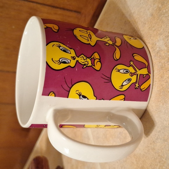 Tweety Bird Coffee Mug 1994 - Picture 2 of 7